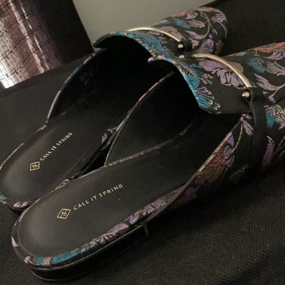 Color Flats - Picture 2 of 3